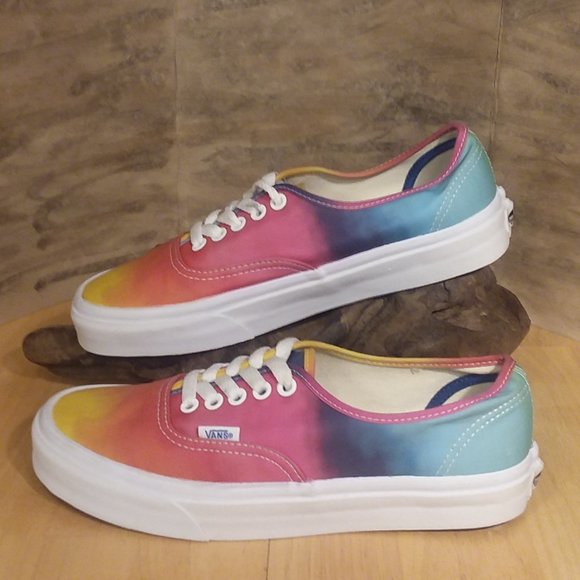 Vans Shoes - Vans Multicolored Sneaker TB9C Women size 8.5